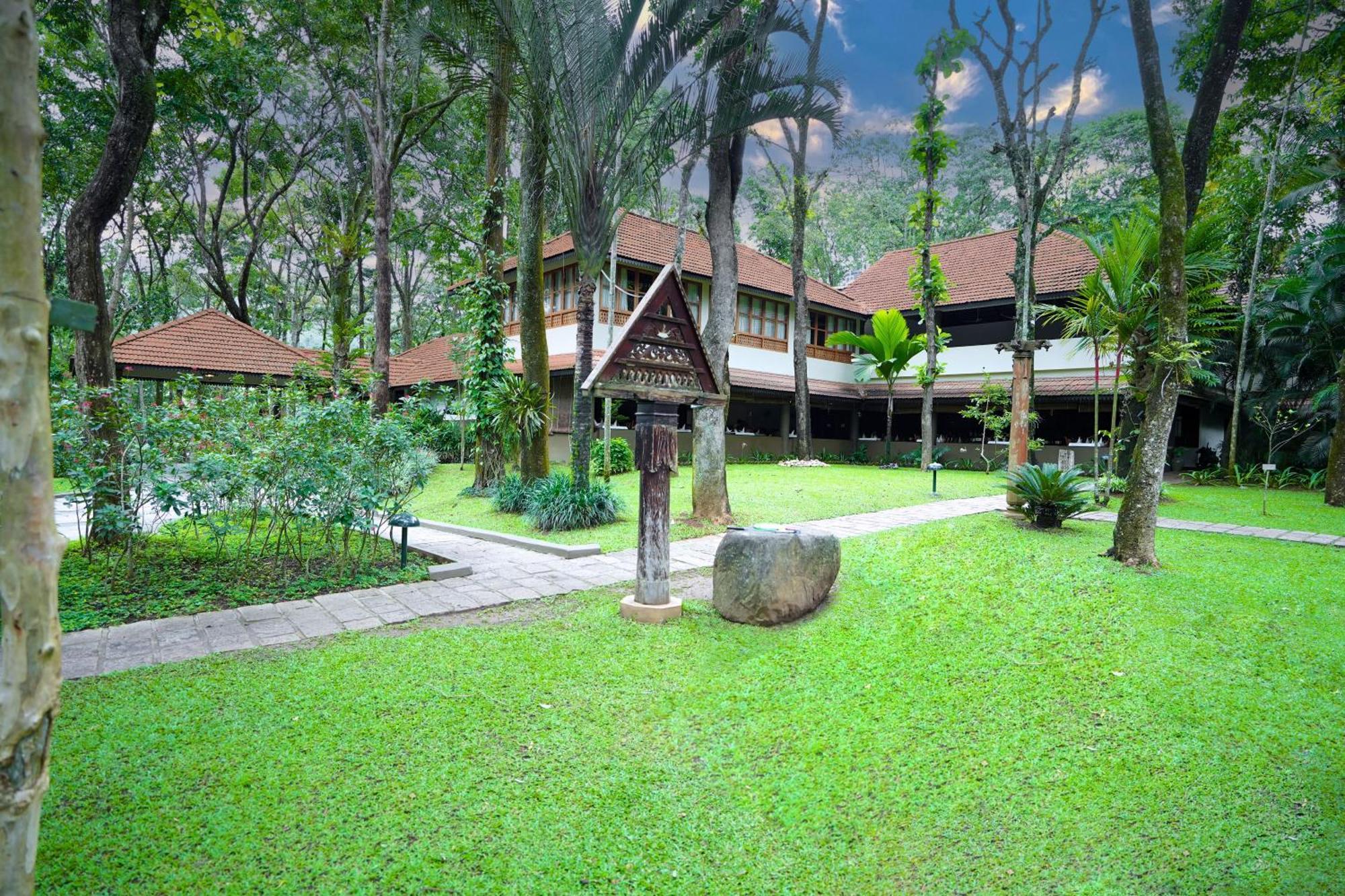 Greenwoods Resort, सहारा Thekkady