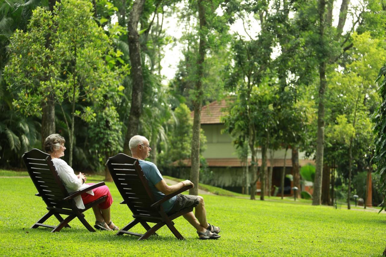 Greenwoods Resort, सहारा 5*