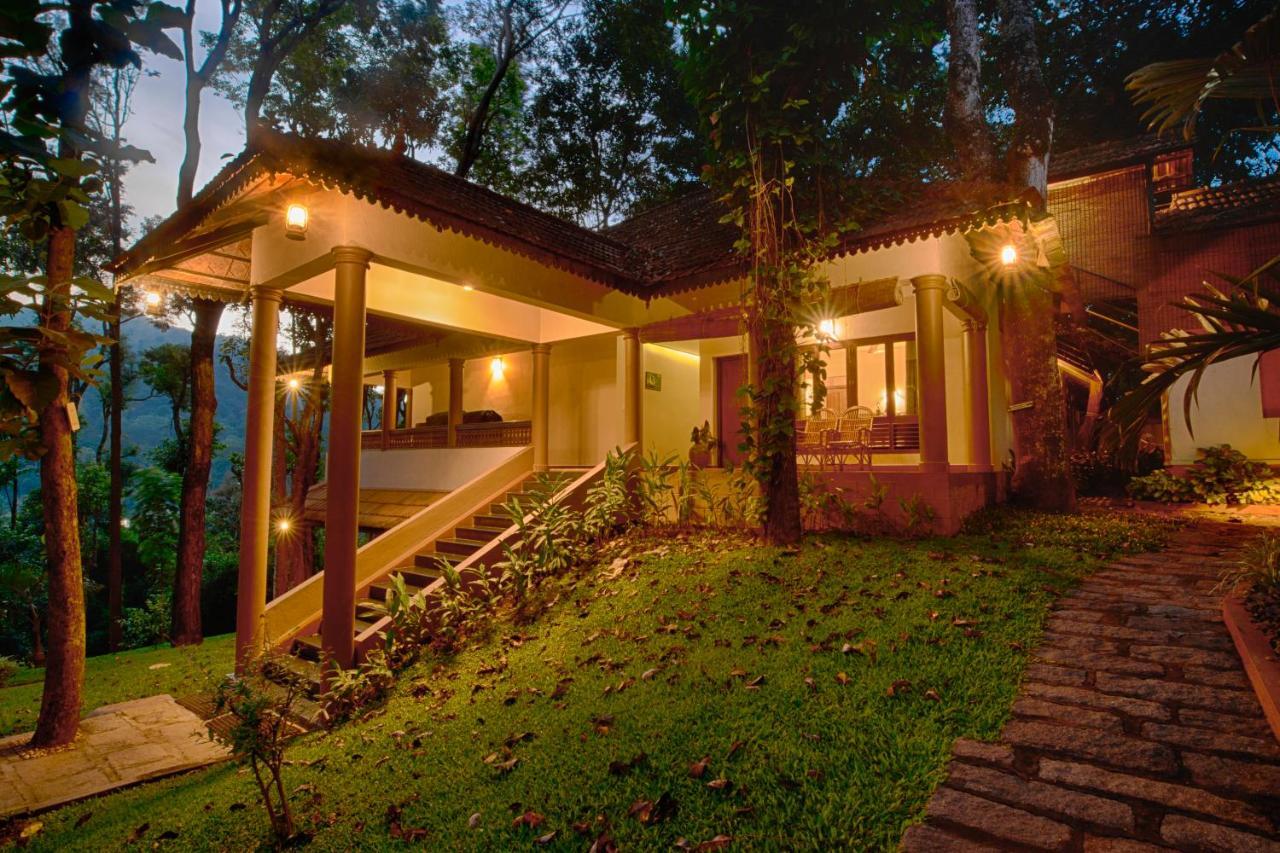 सहारा Greenwoods Resort, 5*